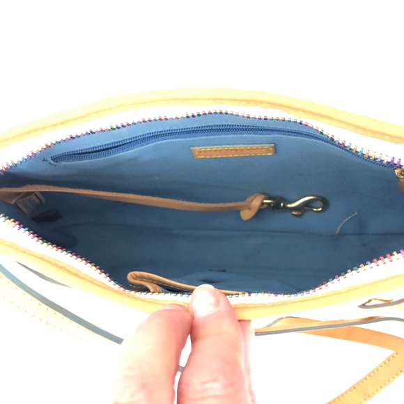 Dooney & Bourke second hand with stain - Picture 7 of 11
